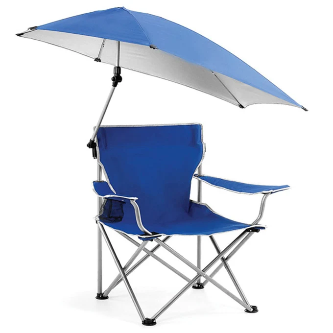 Chaise de plage avec parasol